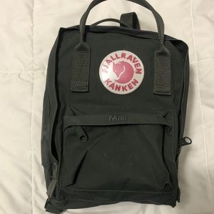 Fjallraven Kanken mini backpack